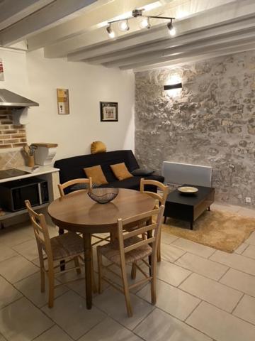 Vacances En Pouilly Fume Exteriér fotografie